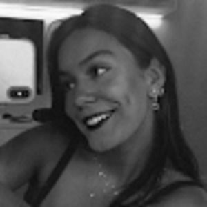 Meet your Posher, Beatriz